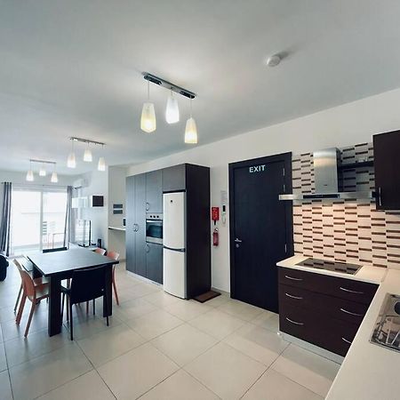 Stylish Modern Central Apartment 4 Paceville Saint Julian's Eksteriør billede