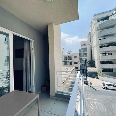 Stylish Modern Central Apartment 4 Paceville Saint Julian's Eksteriør billede