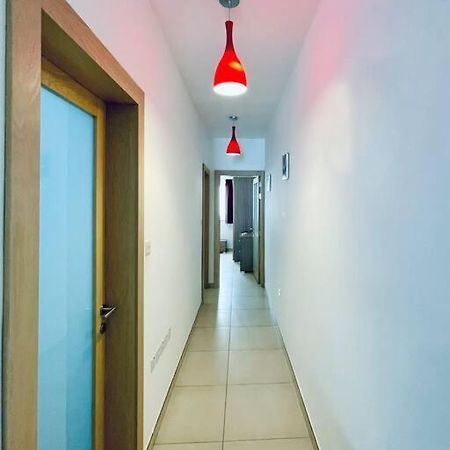 Stylish Modern Central Apartment 4 Paceville Saint Julian's Eksteriør billede
