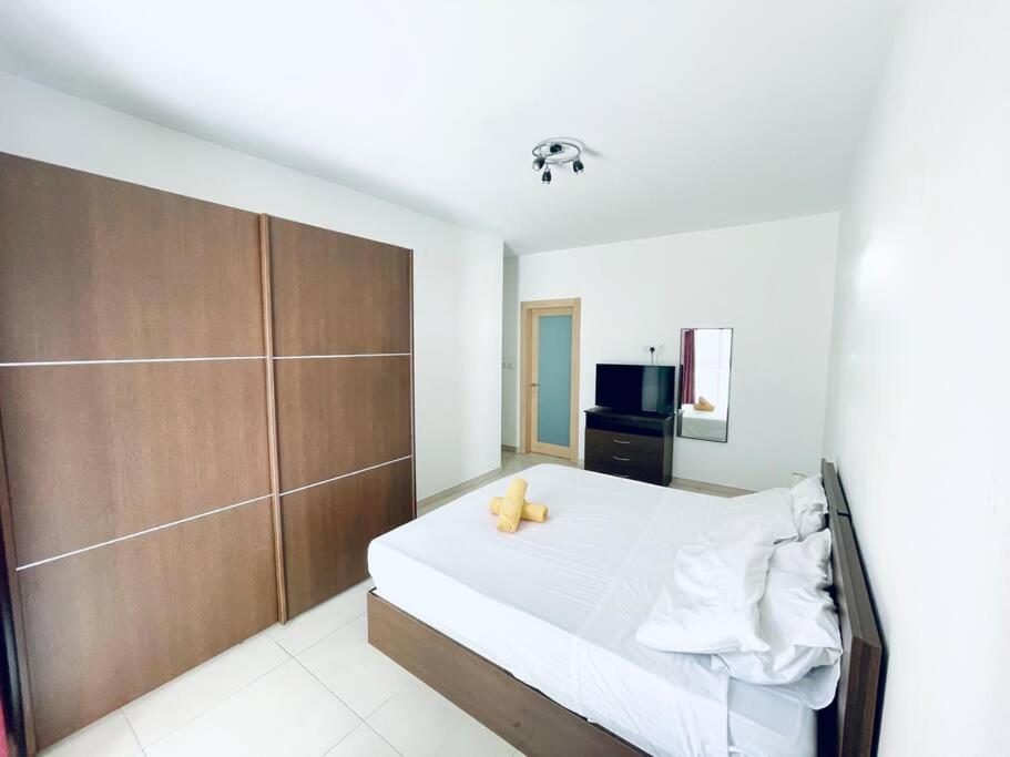 Stylish Modern Central Apartment 4 Paceville Saint Julian's Eksteriør billede